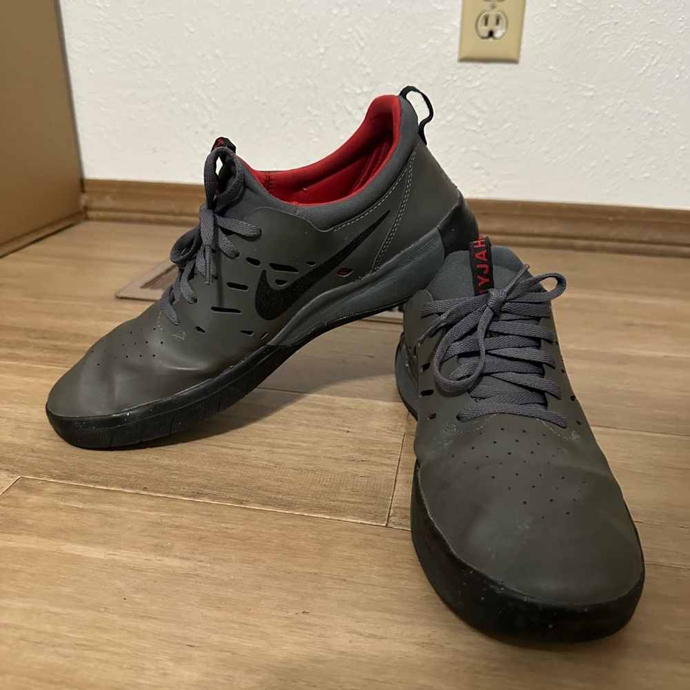 Nike SB Nyjah Free “Dark Grey”